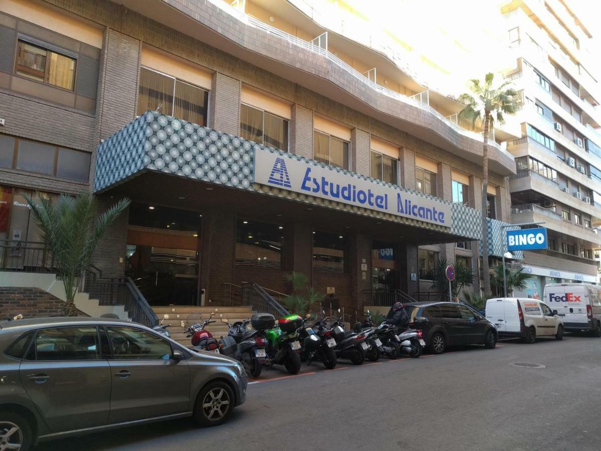 Ferienwohnung Charming Downtown Skyscrapper Alicante Exterior foto