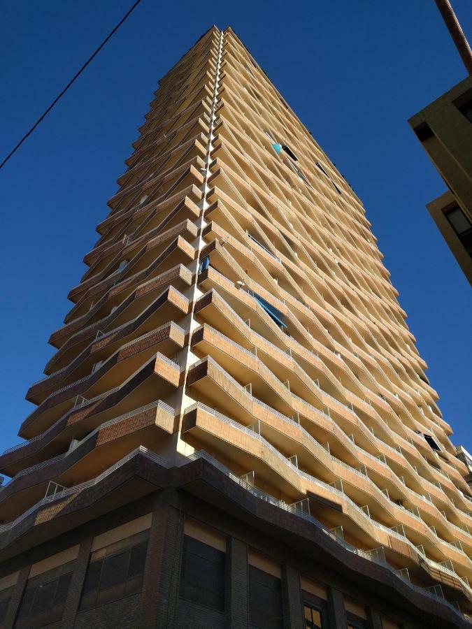 Ferienwohnung Charming Downtown Skyscrapper Alicante Exterior foto